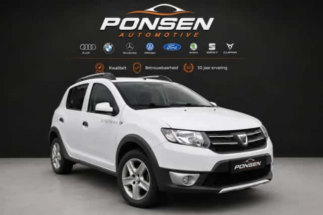 Dacia Sandero (2016) thumbnail 1