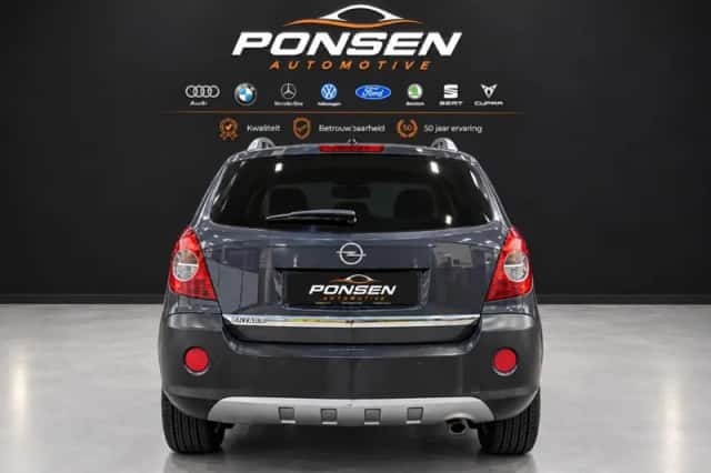 Opel Antara (2011) thumbnail 4