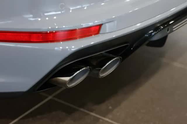 Porsche Panamera (2024) thumbnail 6