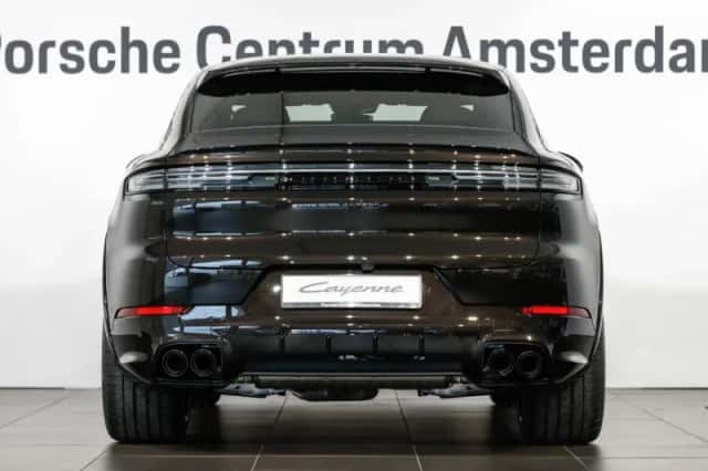 Porsche Cayenne Coupé (2026) thumbnail 4
