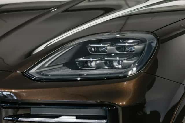 Porsche Cayenne Coupé (2026) thumbnail 5