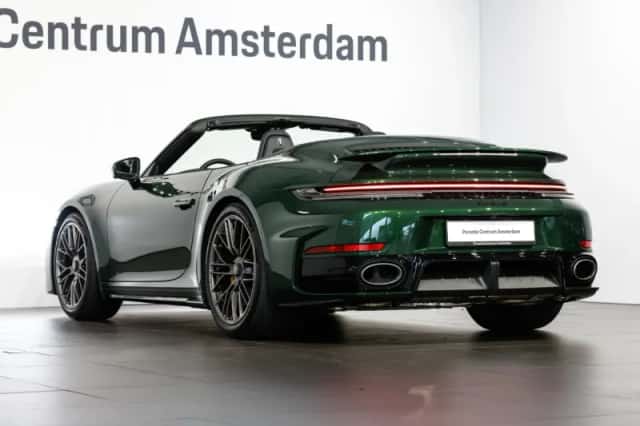 Porsche 911 (2026) thumbnail 3
