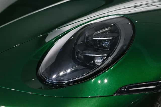 Porsche 911 (2026) thumbnail 5