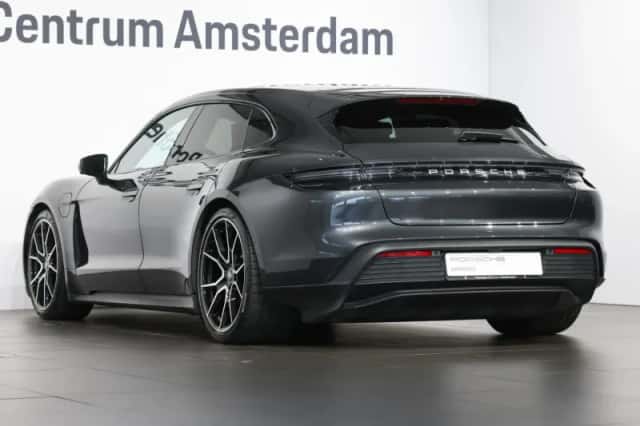 Porsche Taycan Sport Turismo (2023) thumbnail 3