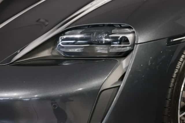 Porsche Taycan Sport Turismo (2023) thumbnail 5