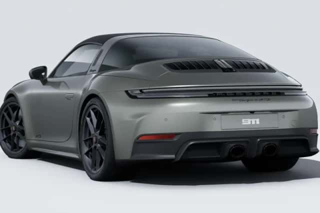 Porsche 911 (2026) thumbnail 3