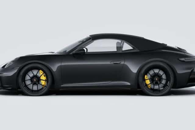 Porsche 911 (2026) thumbnail 2