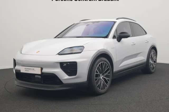 Porsche Macan (2025) thumbnail 1