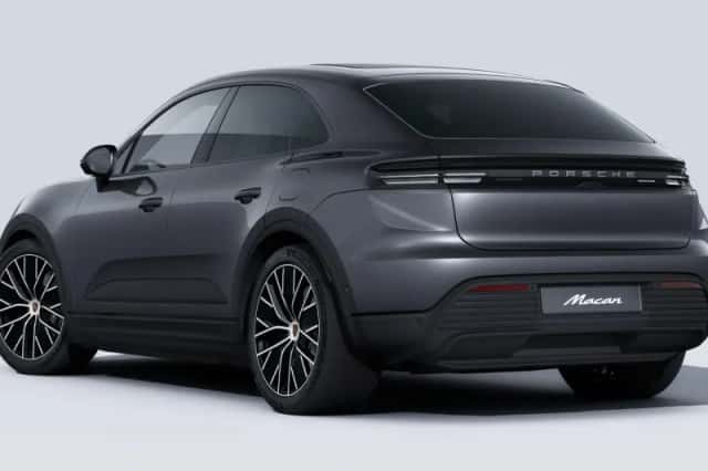 Porsche Macan (2026) thumbnail 3