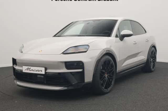 Porsche Macan (2026) thumbnail 1