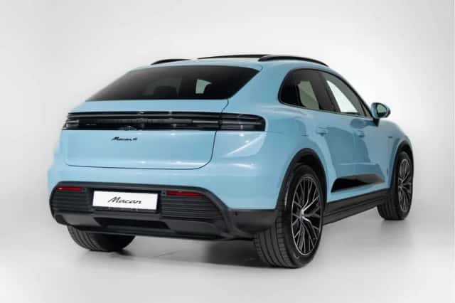 Porsche Macan (2026) thumbnail 2