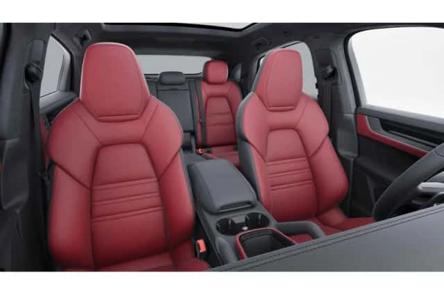 Porsche Cayenne (2024) thumbnail 4