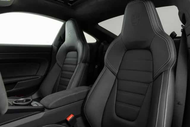 Porsche 911 (2026) thumbnail 4