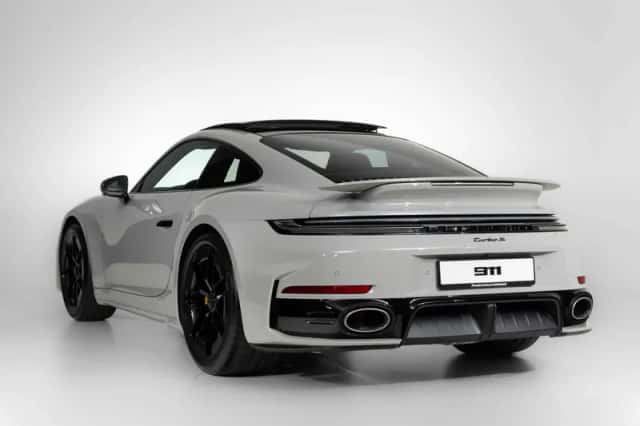 Porsche 911 (2026) thumbnail 6