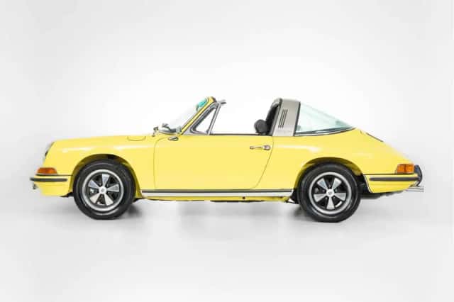 Porsche 911 (1972) thumbnail 2