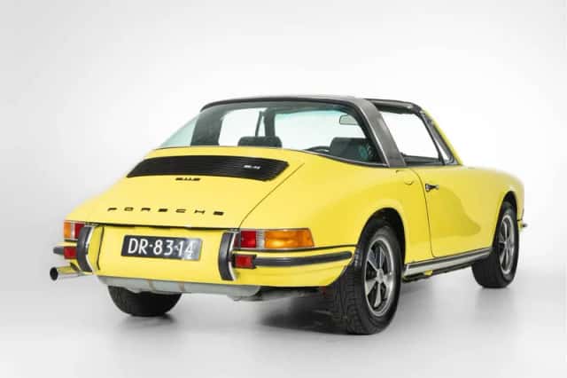 Porsche 911 (1972) thumbnail 5