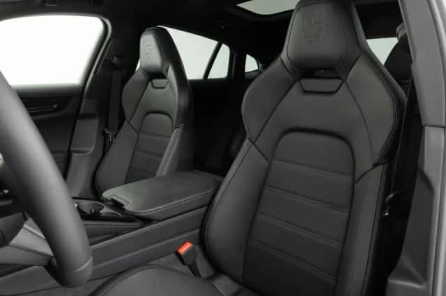 Porsche Panamera (2026) thumbnail 4
