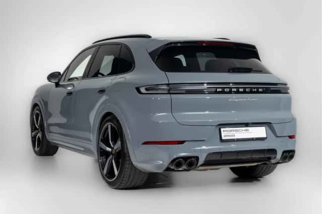 Porsche Cayenne (2024) thumbnail 6