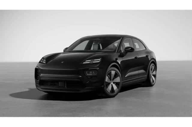 Porsche Macan (2026) thumbnail 1