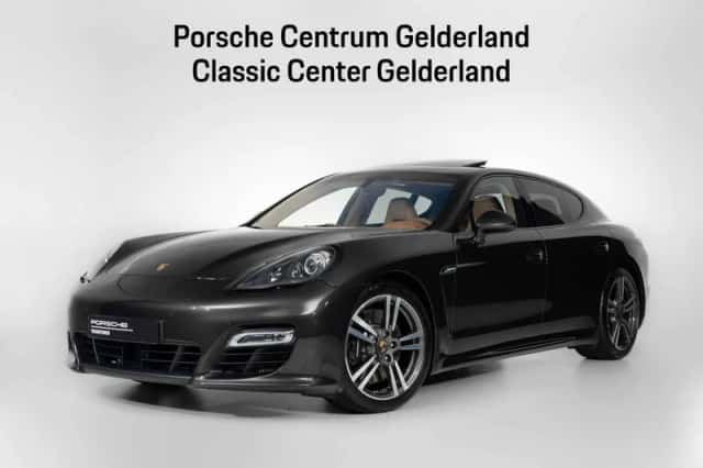 Porsche Panamera (2012) thumbnail 1