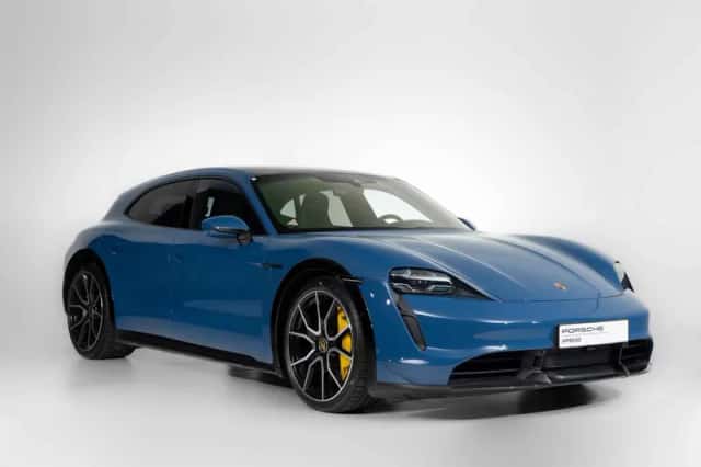 Porsche Taycan (2021) thumbnail 5