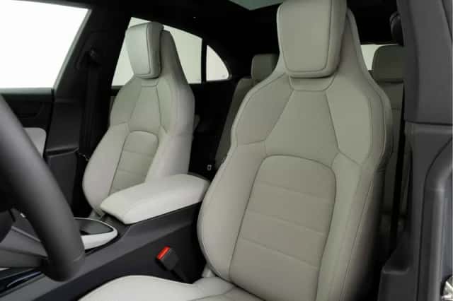 Porsche Macan (2026) thumbnail 4