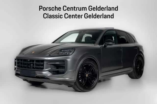 Porsche Cayenne (2025) thumbnail 1