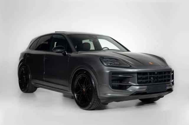 Porsche Cayenne (2025) thumbnail 5
