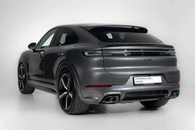 Porsche Cayenne (2025) thumbnail 6