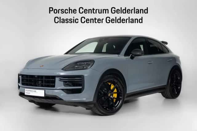 Porsche Cayenne (2024) thumbnail 1