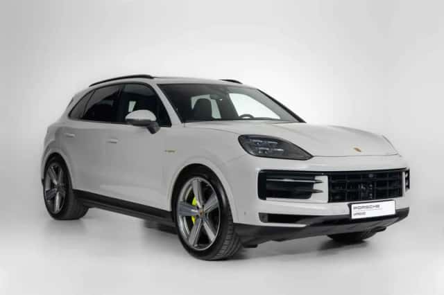 Porsche Cayenne (2024) thumbnail 5