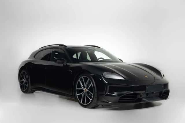 Porsche Taycan (2026) thumbnail 5