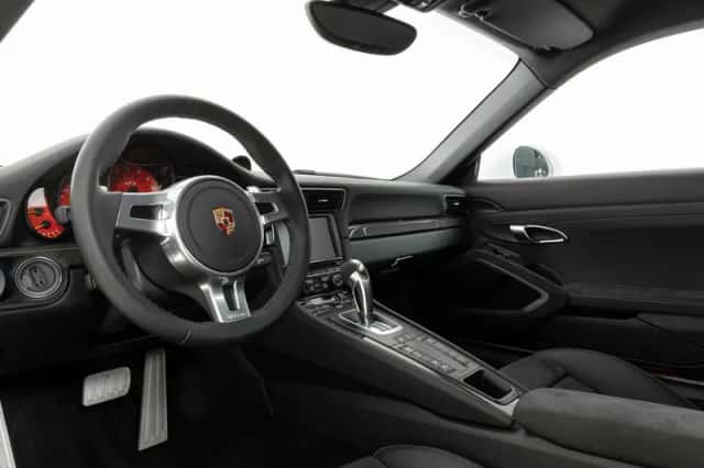 Porsche 911 (2014) thumbnail 3