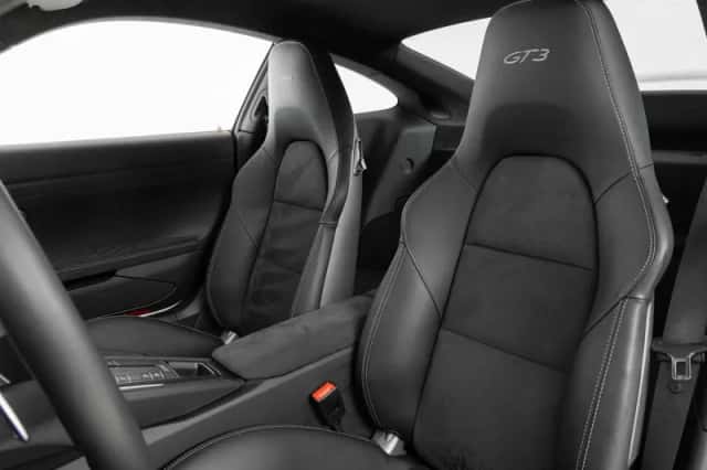 Porsche 911 (2014) thumbnail 4