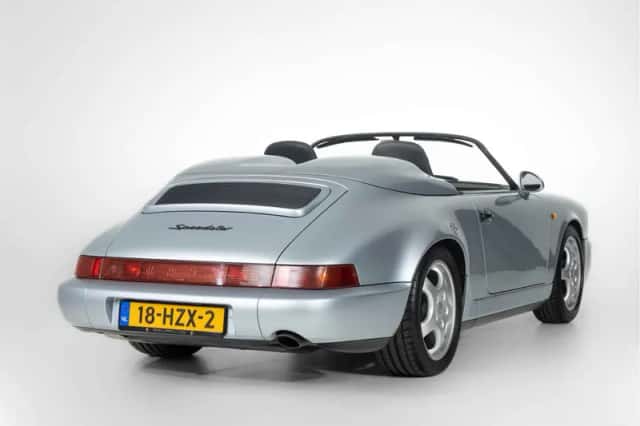Porsche 911 (1993) thumbnail 2