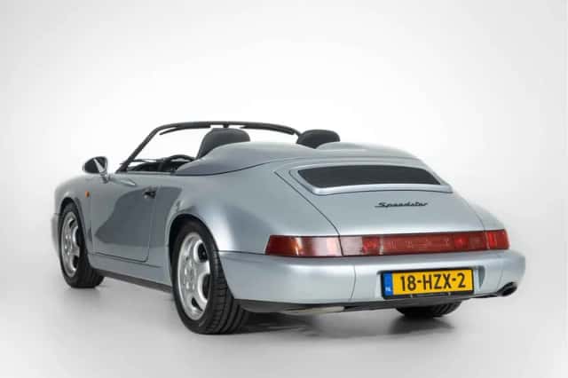Porsche 911 (1993) thumbnail 6
