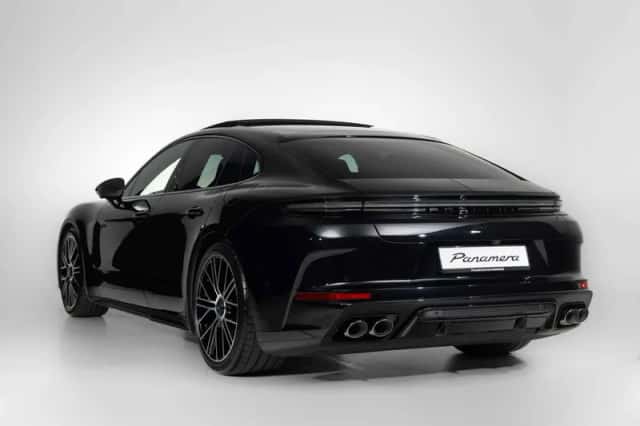 Porsche Panamera (2026) thumbnail 2