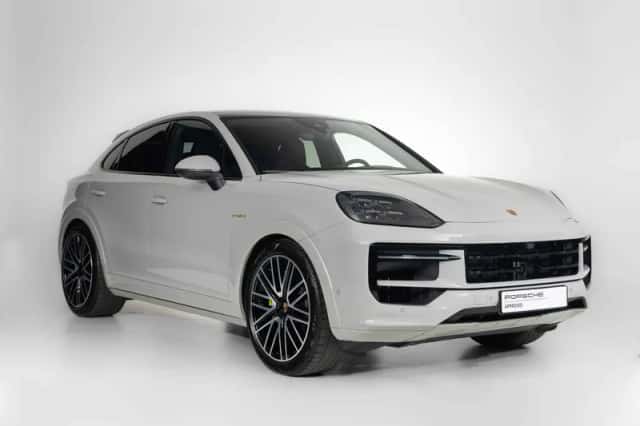 Porsche Cayenne (2025) thumbnail 5