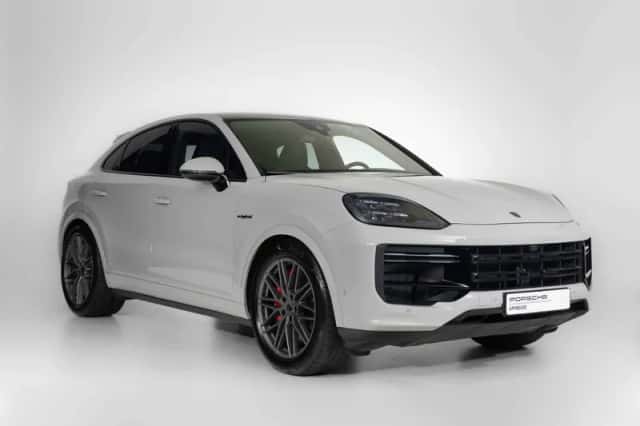 Porsche Cayenne (2025) thumbnail 5