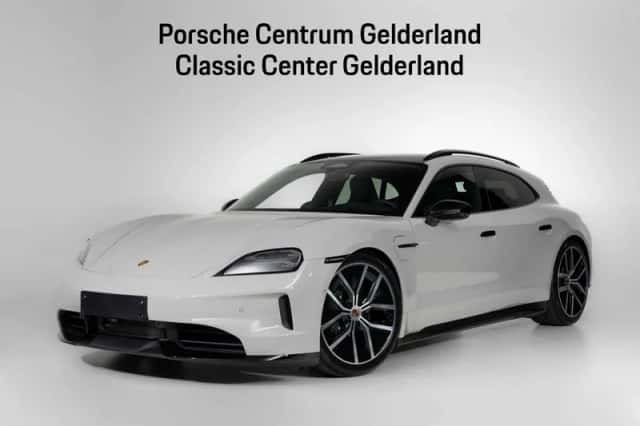 Porsche Taycan (2026) thumbnail 1