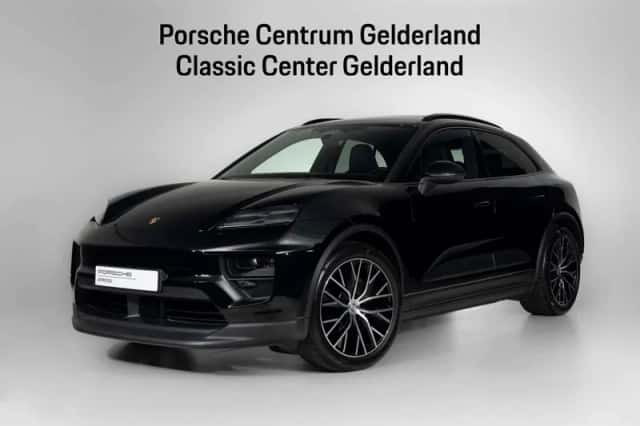 Porsche Macan (2024) thumbnail 1
