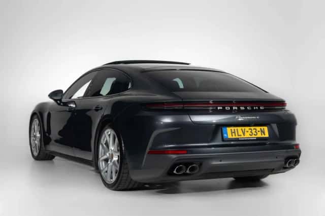 Porsche Panamera (2025) thumbnail 6