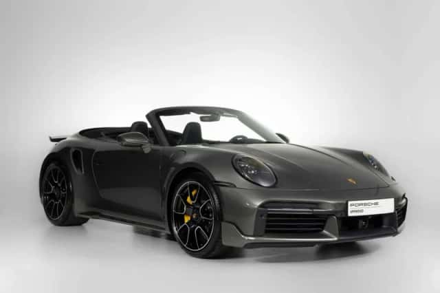 Porsche 911 (2025) thumbnail 5