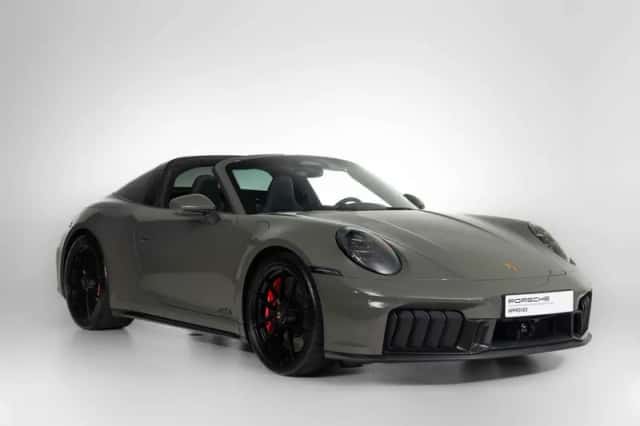 Porsche 911 (2026) thumbnail 5