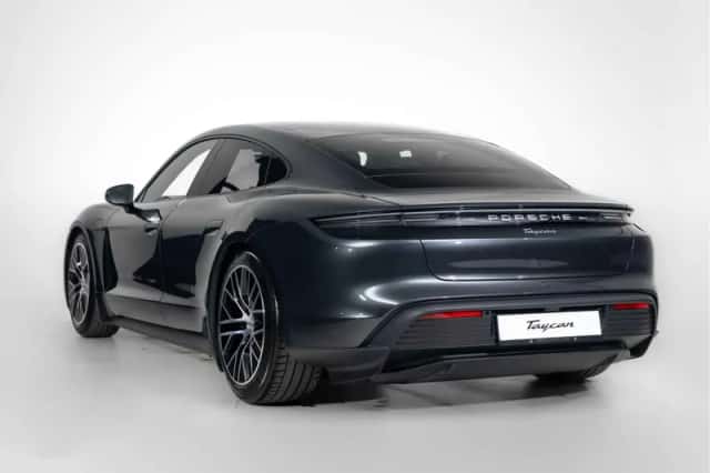 Porsche Taycan (2025) thumbnail 6