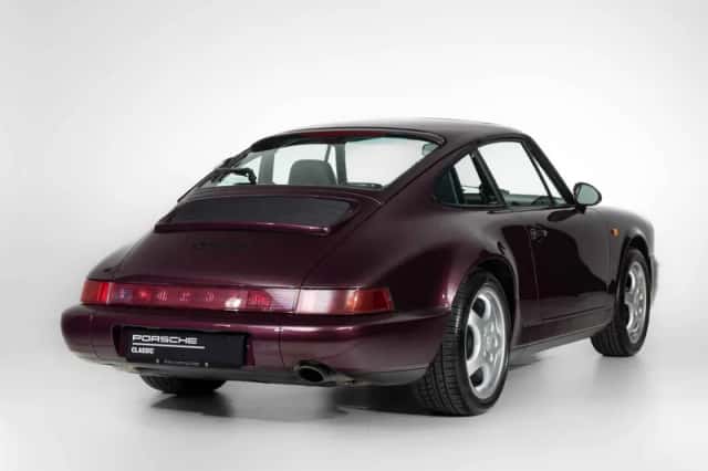 Porsche 911 (1992) thumbnail 5