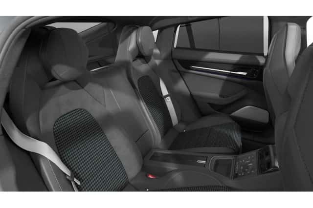 Porsche Panamera (2025) thumbnail 5