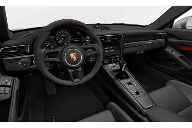 Porsche 911 (2019) thumbnail 3