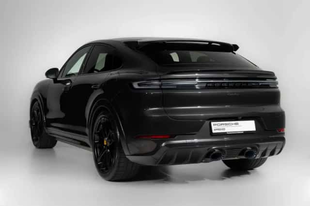 Porsche Cayenne Coupé (2025) thumbnail 6
