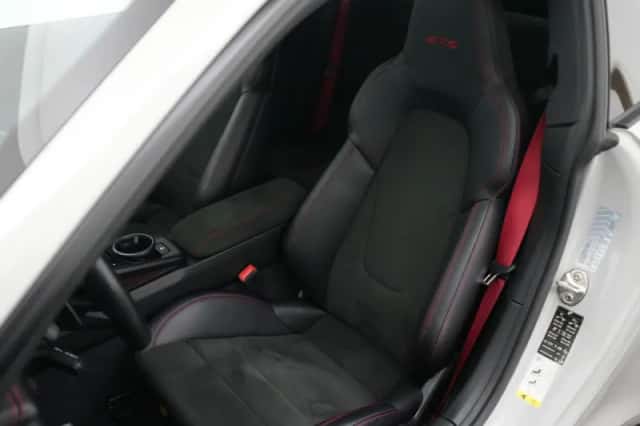 Porsche 911 (2022) thumbnail 4